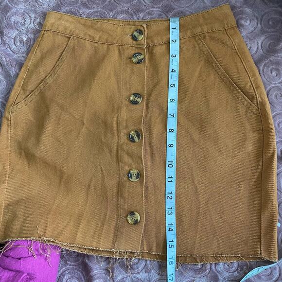 Missguided Button Down Skirt Size 6 New with tags - Picture 10 of 10